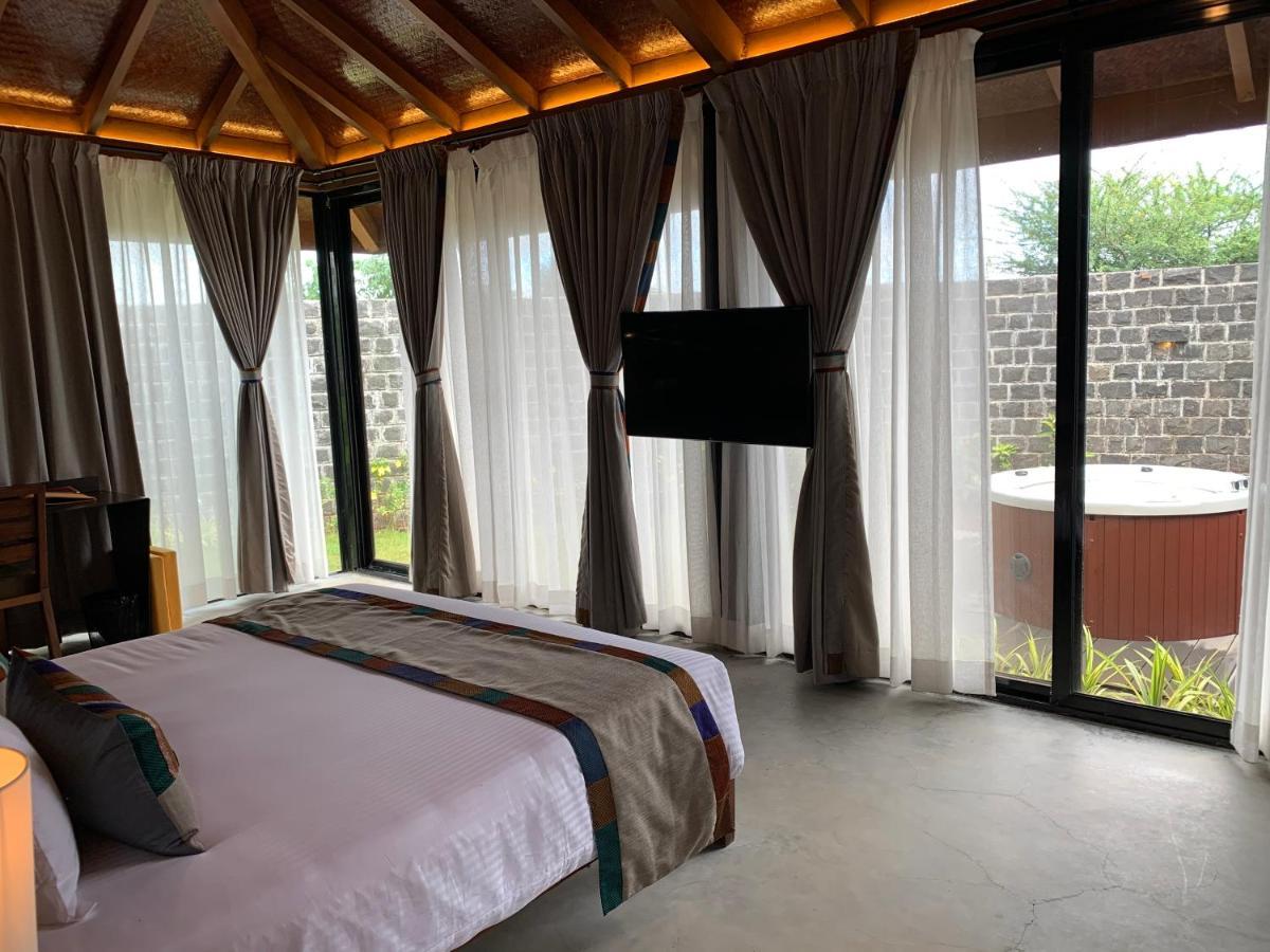 Viveda Wellness Resort Nashik Bagian luar foto