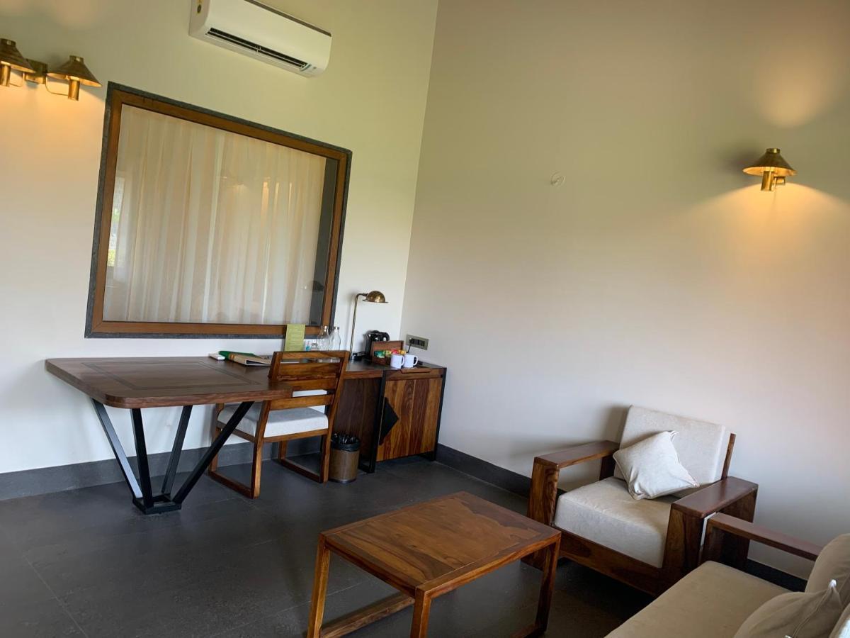 Viveda Wellness Resort Nashik Bagian luar foto