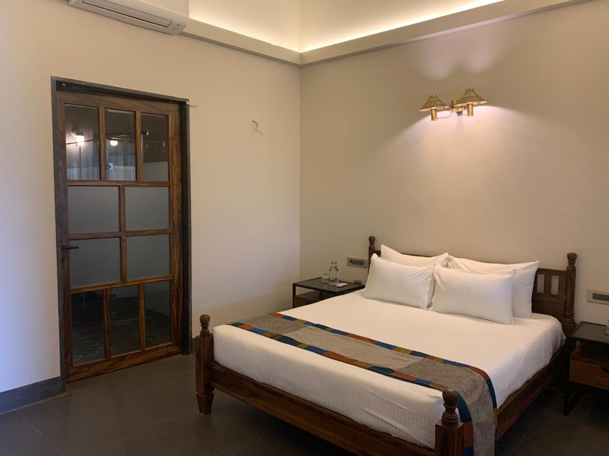 Viveda Wellness Resort Nashik Bagian luar foto