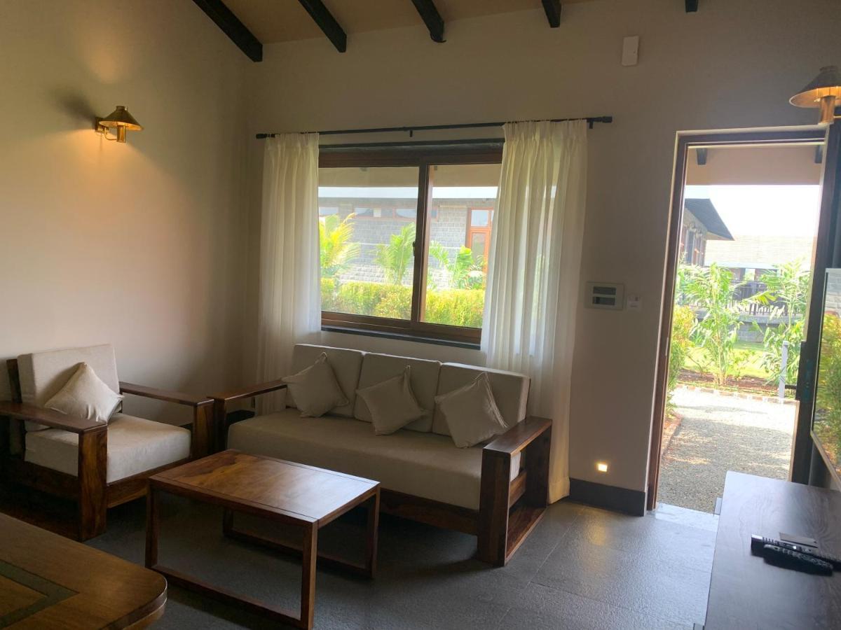 Viveda Wellness Resort Nashik Bagian luar foto