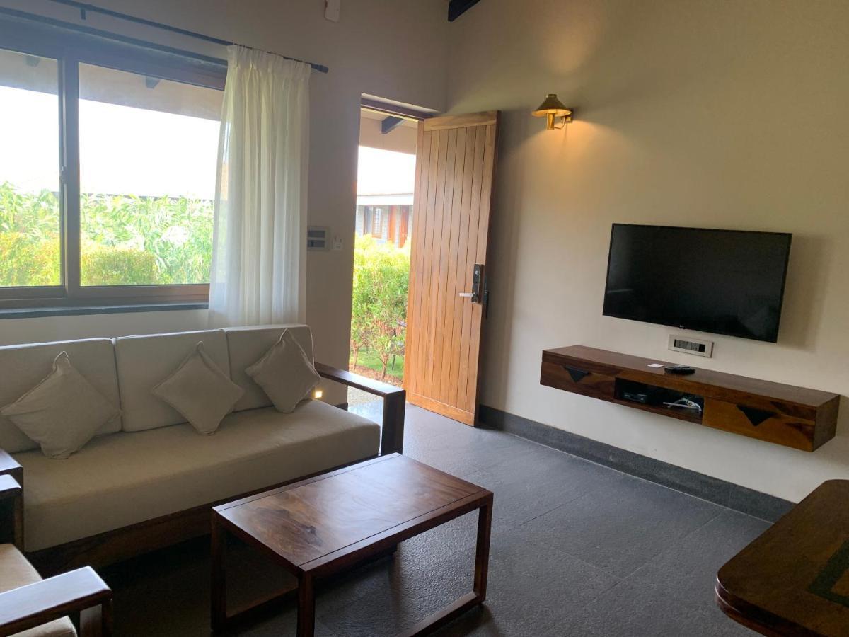 Viveda Wellness Resort Nashik Bagian luar foto