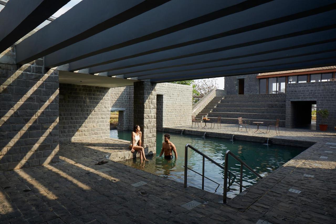 Viveda Wellness Resort Nashik Bagian luar foto